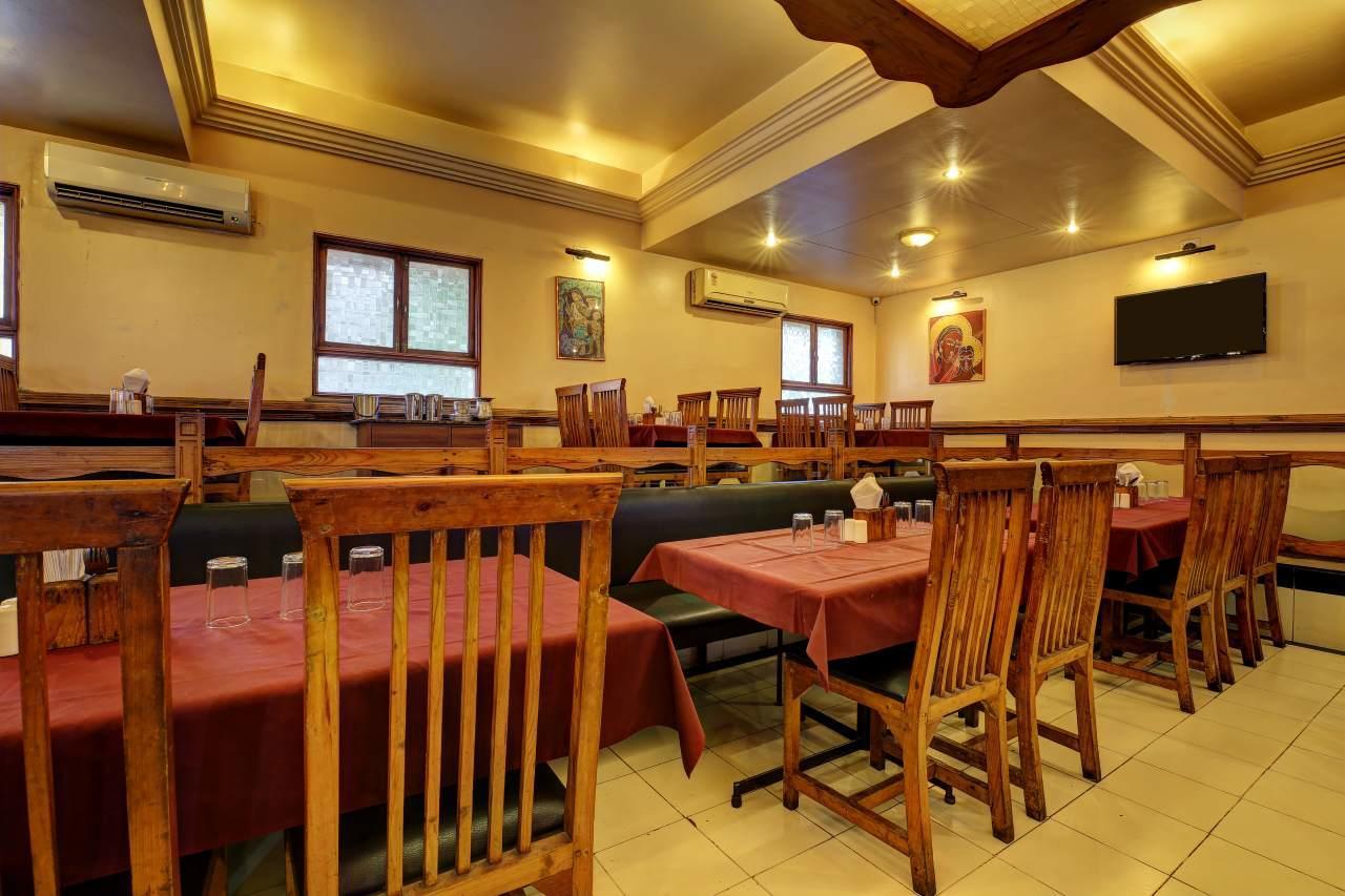Hotel Lonavla Exteriör bild